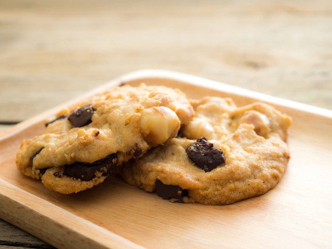 Coconut Cookies with Chocolate Chunks and Macadamia Nuts