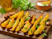 Garlic Roasted Potato Wedges