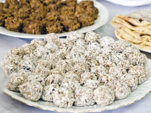recipe for fig coconut balls