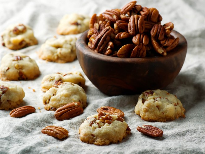 Easy Pecan Cookies Recipe