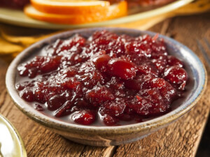 recipe for slow cooker red wine cranberry sauce