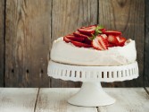 Strawberry Schaum Torte