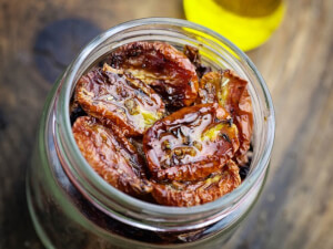 recipe for homemade sun-dried tomatoes