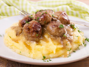 recipe for classic meatballs & gravy