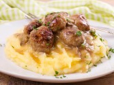 Classic Meatballs & Gravy