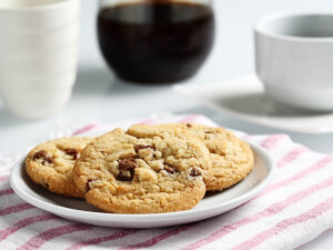 recipe for chocolate chip macadamia nut cookies