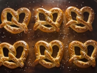 Recipe for Auntie Anne's Soft Pretzels