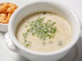 Nancy Reagan's Onion Wine Soup