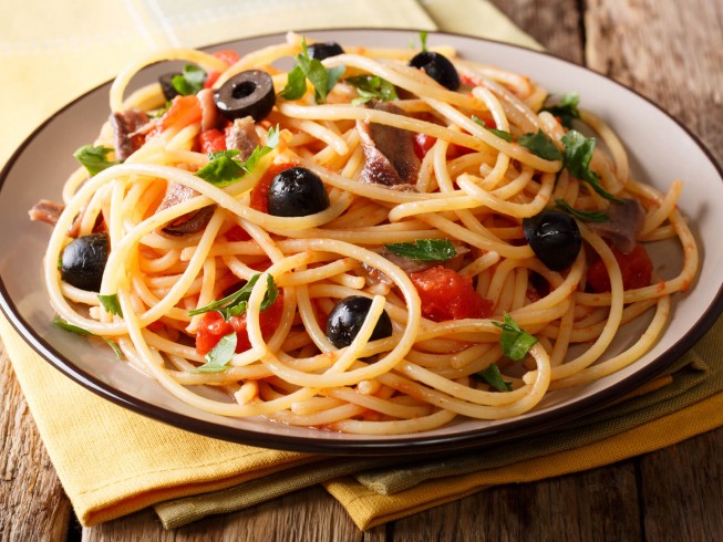 Spaghetti Puttanesca Recipe | CDKitchen.com