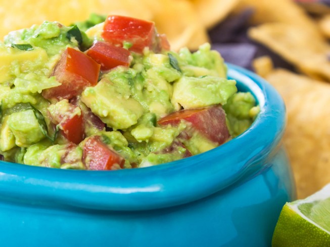 Thick And Chunky Guacamole Recipe | CDKitchen.com