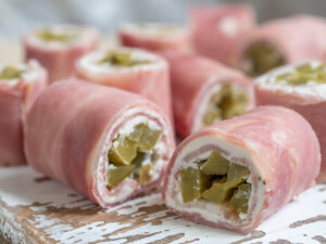 recipe for ham and pickle roll-ups