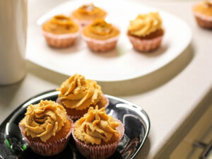 recipe for caramel cream frosting