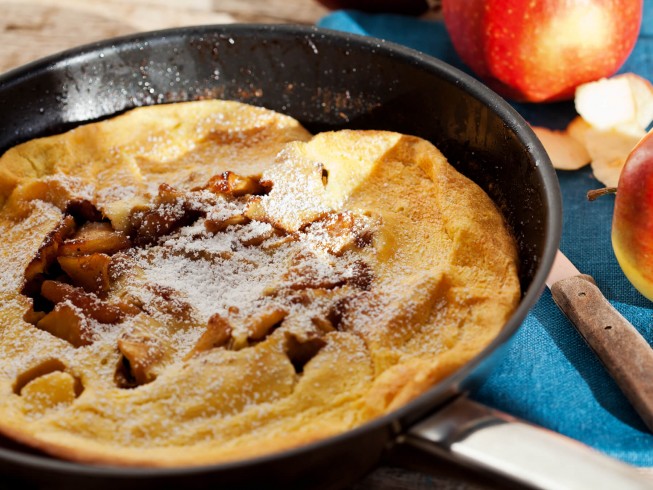 Apfel Pfannekuchen (German Apple Pancake) Recipe | CDKitchen.com