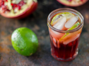 recipe for pomegranate squeeze cocktail