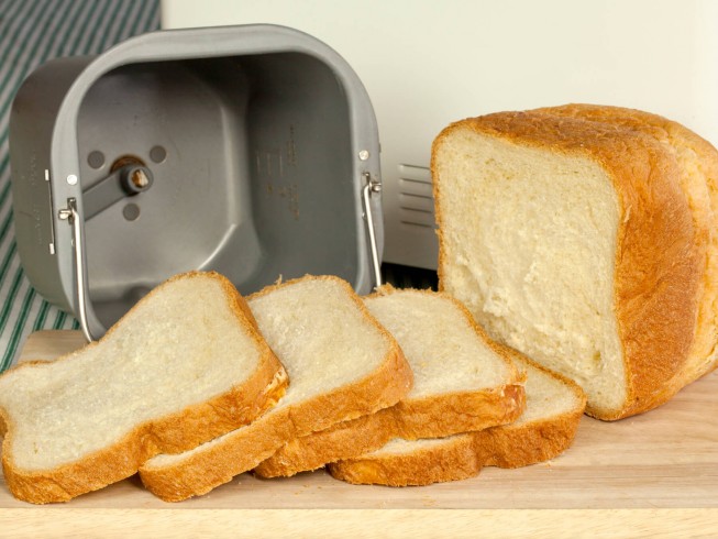 Basic Bread Machine White Bread Recipe Cdkitchen Com