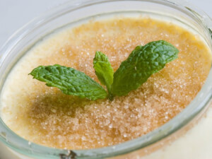 recipe for creme brulee with white chocolate liqueur