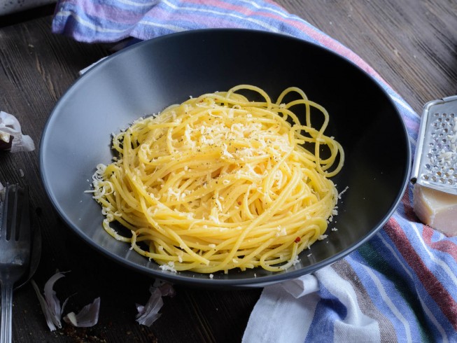 photo of Old Spaghetti Factory's Spaghetti With Browned Butter