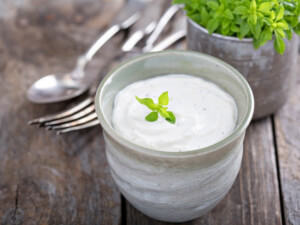 recipe for copycat five crowns restaurant whipped cream horseradish sauce