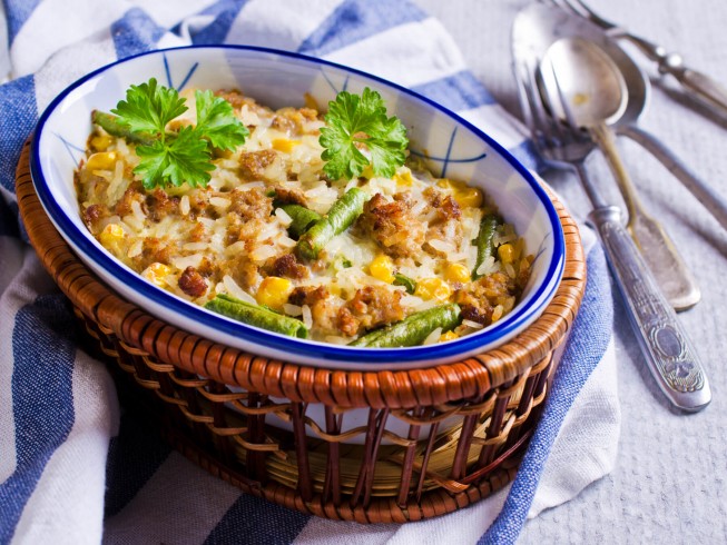 Cheesy Rice And Beef Casserole