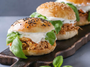 recipe for shredded slow cooker chicken sandwiches