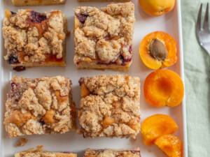 recipe for crunchy streusel topping