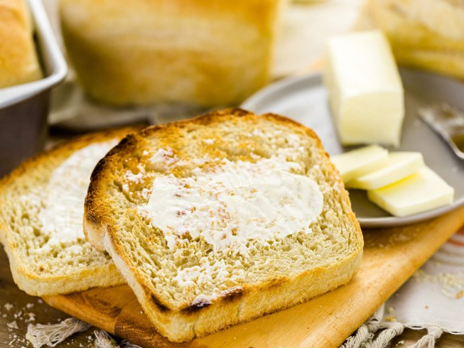 Bread Machine No-Fat, No-Sugar White Bread