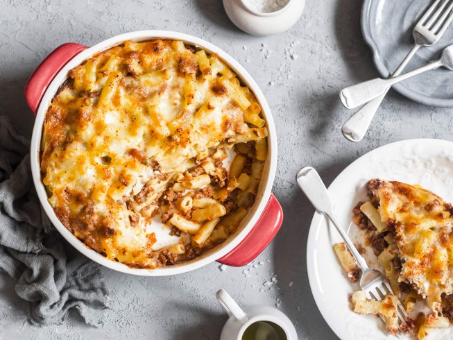 Layered Mac 'n Cheese With Ground Beef Recipe | CDKitchen.com