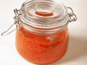 recipe for spicy tomato salad dressing