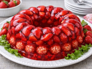 recipe for cream cheese strawberry salad