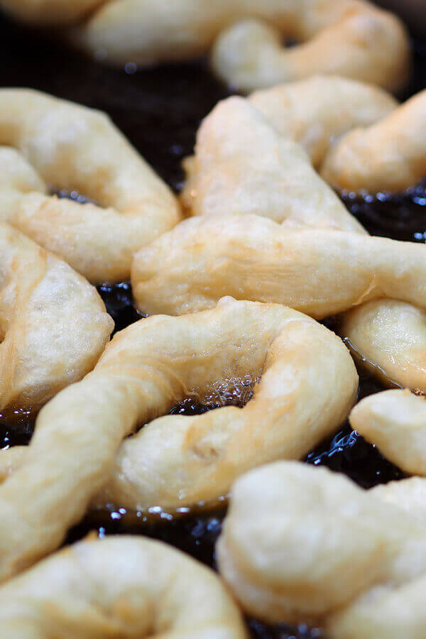 Sweet Chinese Pretzels Recipe