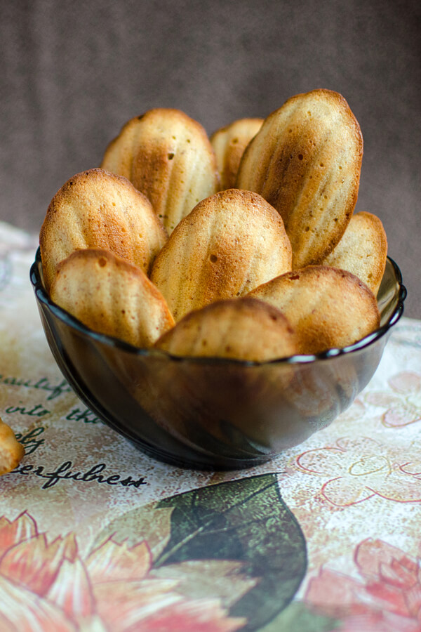 Almond Madeleines Recipe