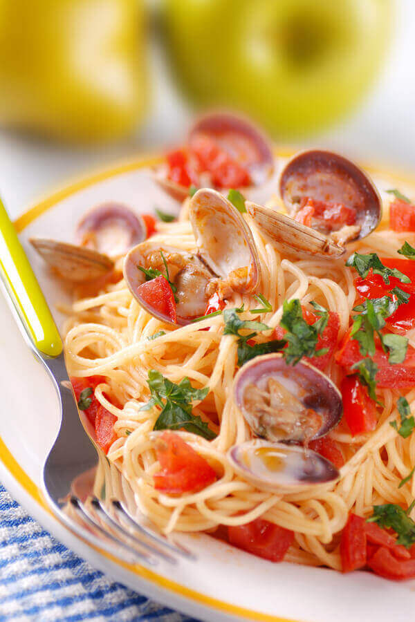 Linguine with Clams and Pancetta Recipe