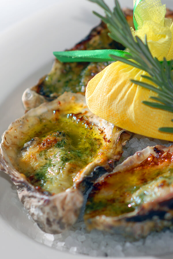 White Wine Basted Barbecued Oysters Recipe