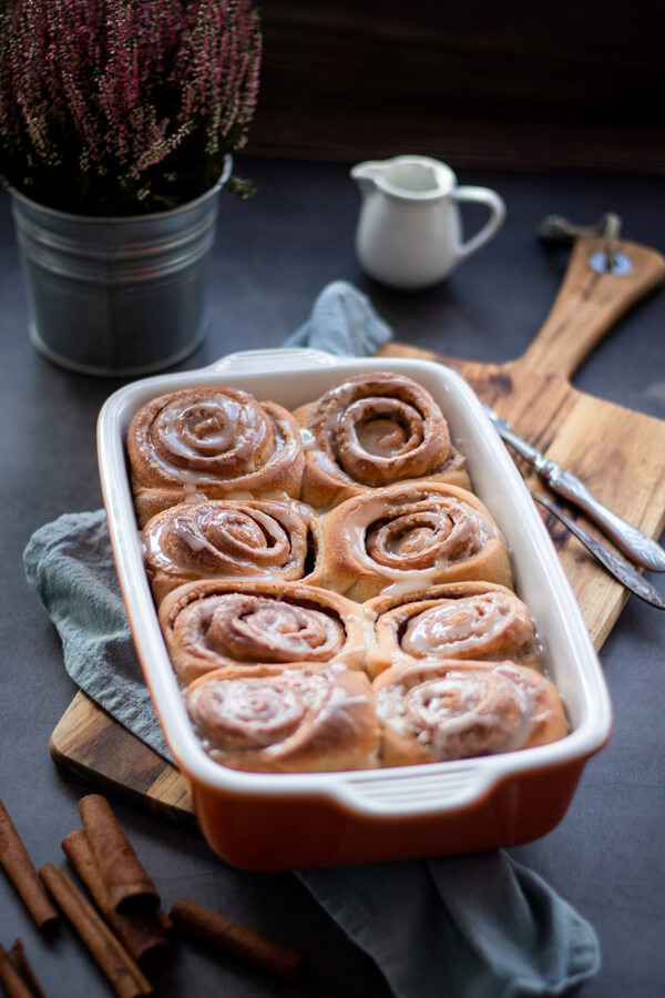 Bisquick Glazed Cinnamon Rolls Recipe