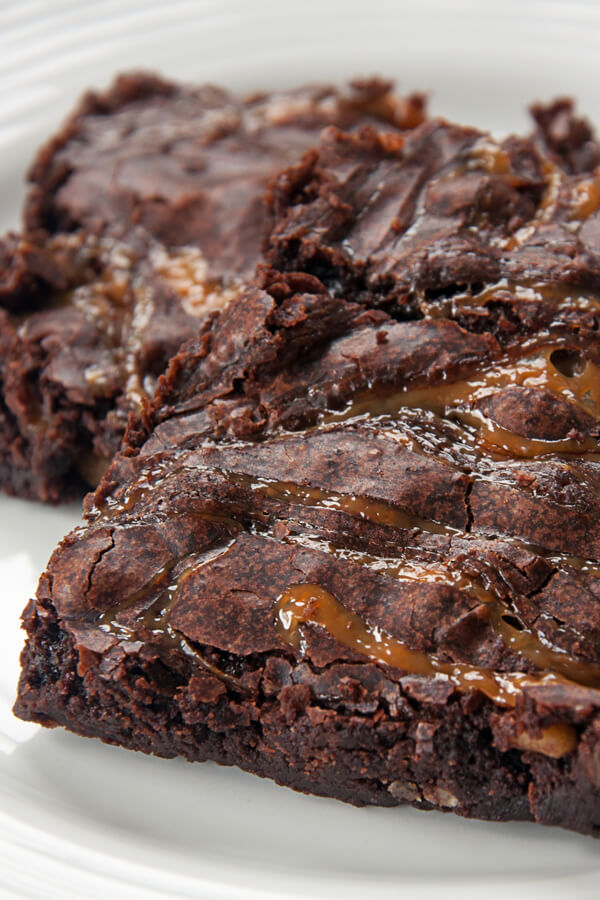 Easy Turtle Brownies Recipe