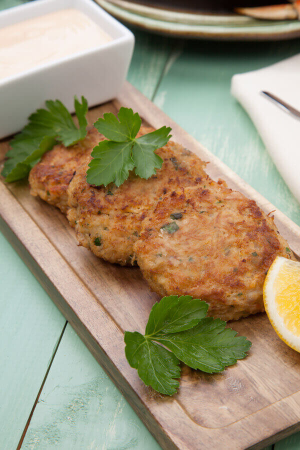 Copycat Red Lobster's Maryland Crab Cakes Recipe CDKitchen