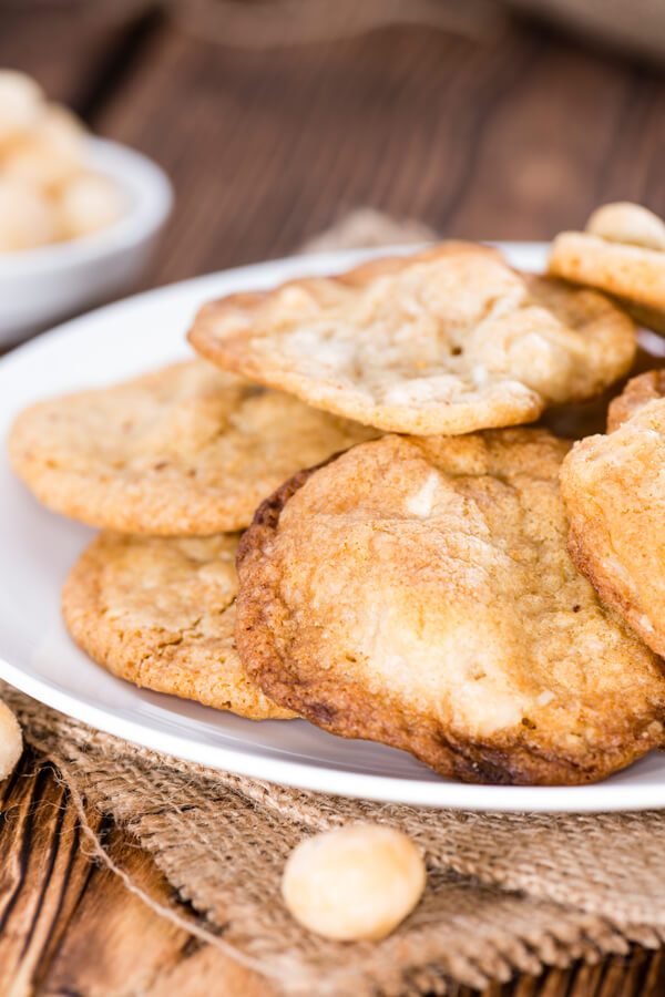 White Chocolate Macadamia Nut Cookies Recipe