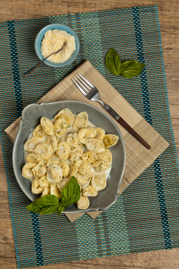 Tortellini Con Panna Recipe