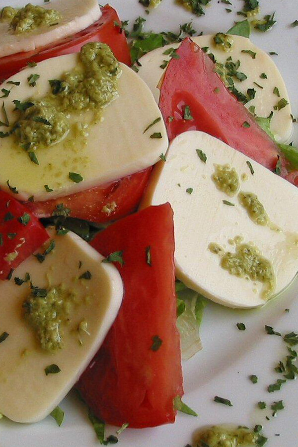 Caprese Salad With Lemon Vinaigrette Recipe