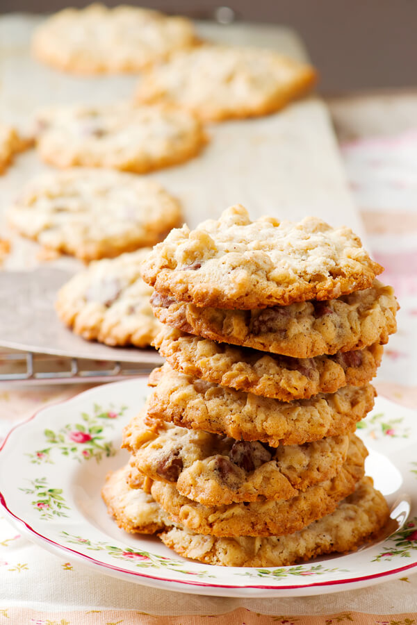 Ambrosia Oatmeal Chocolate Chip Cookies Recipe