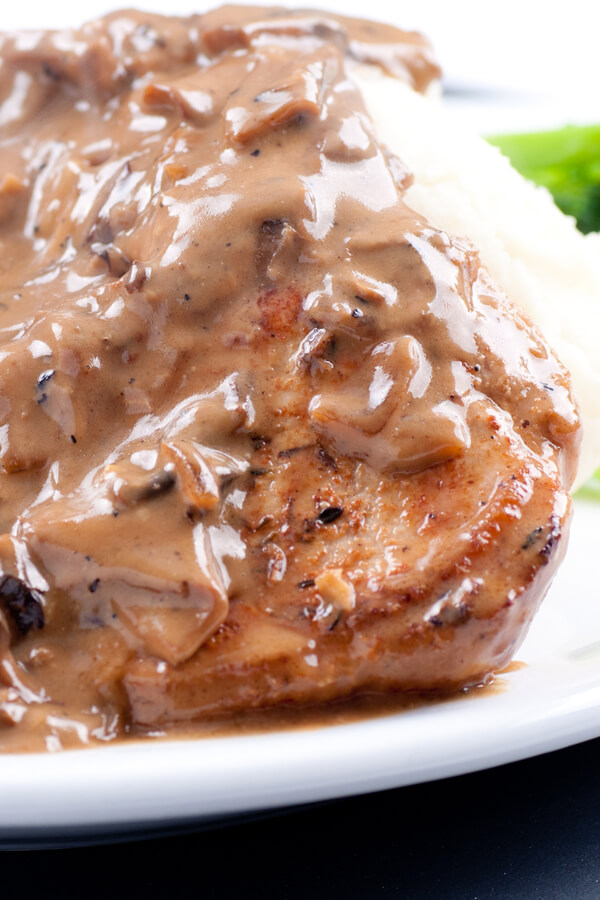 Easy Fried Pork Chops with Gravy Recipe