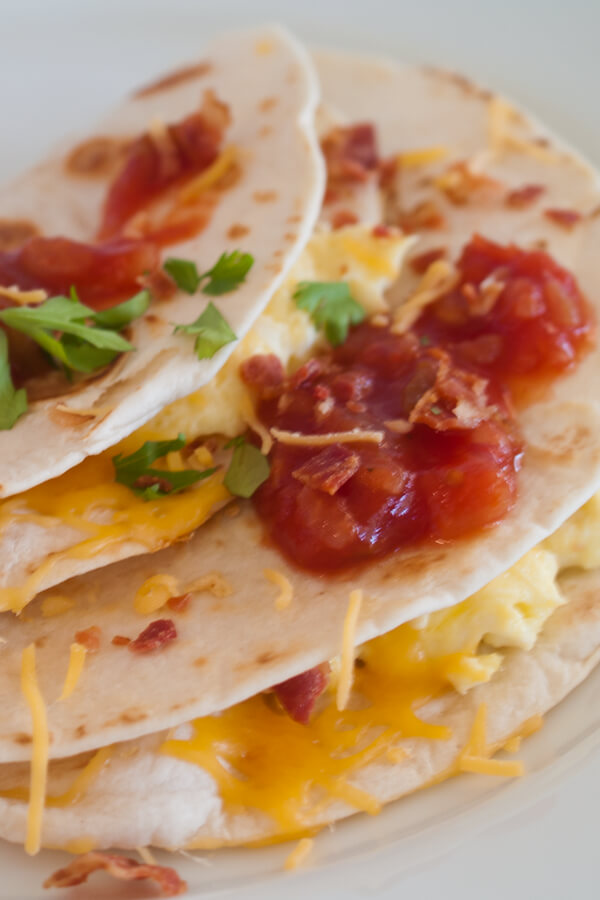 Healthy Cheesy Breakfast Quesadillas Recipe