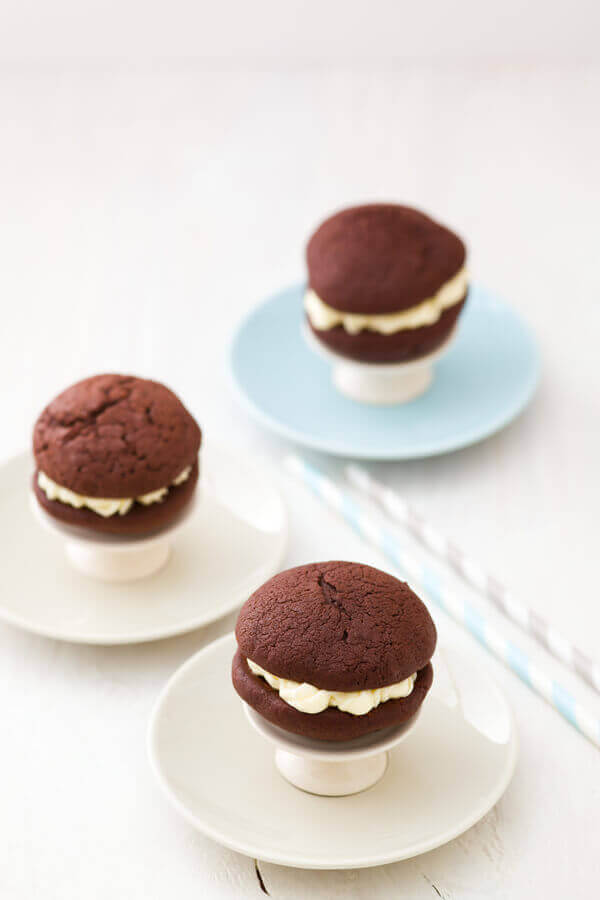 Mini Mocha Whoopie Pies Recipe