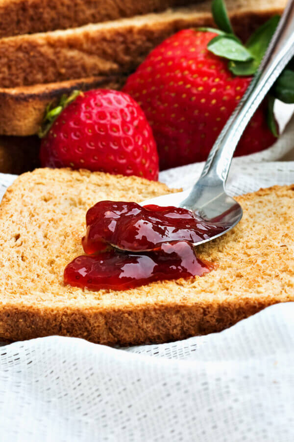 Overnight Strawberry Preserves Recipe