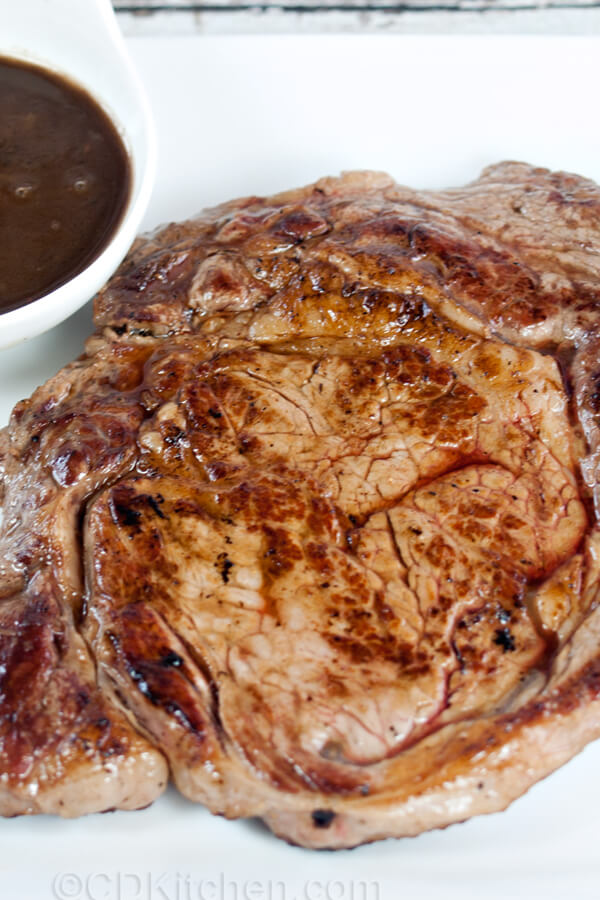 Pan Fried Steak with Balsamic Sauce Recipe | CDKitchen.com