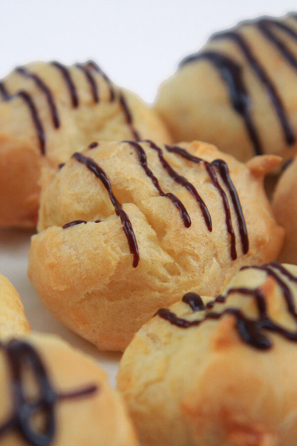 Profiteroles With Chocolate Sauce Recipe | CDKitchen.com