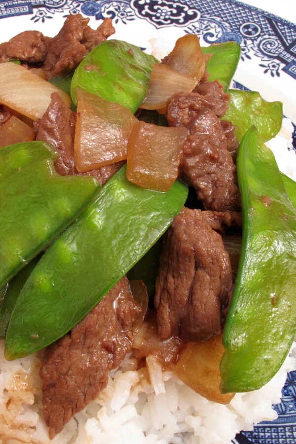 Beef And Snow Peas In Oyster Sauce Recipe | CDKitchen.com