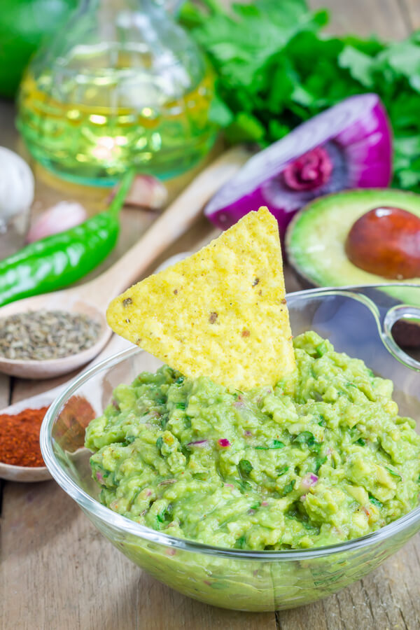 Chunky Guacamole Verde Recipe