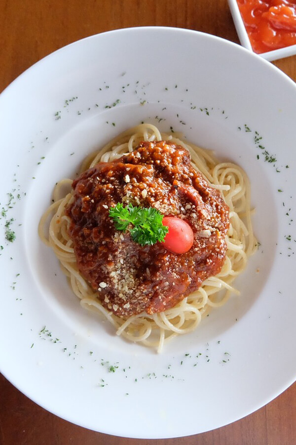 Spaghetti with Spicy Italian Turkey Meat Sauce Recipe | CDKitchen.com