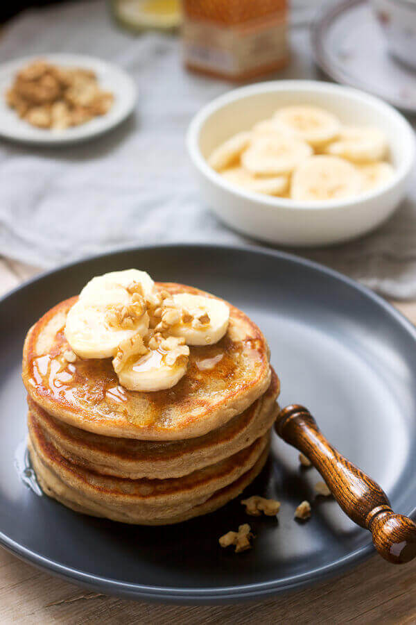 Ahmad Rashad's Banana Pancakes Recipe